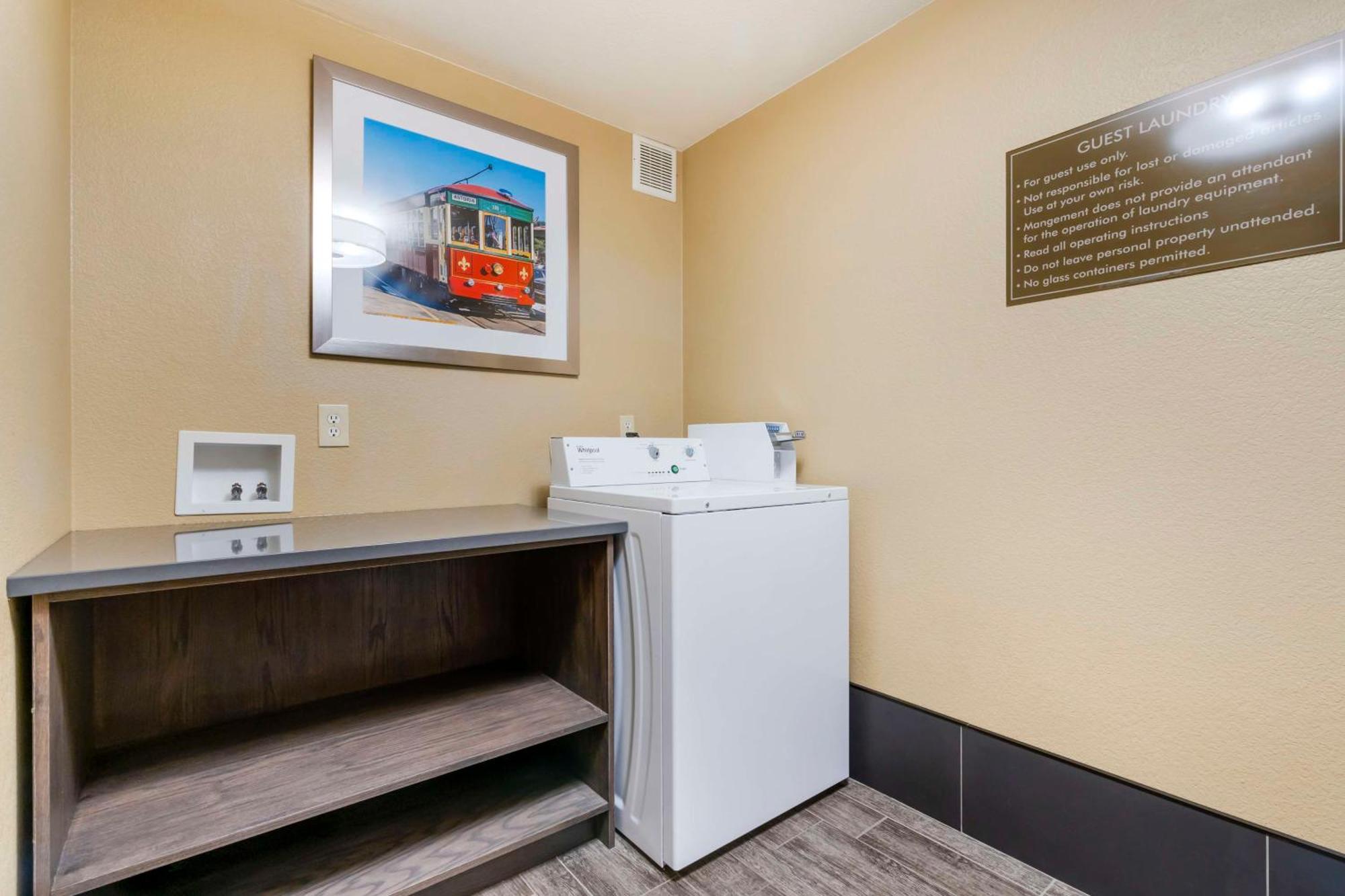 Best Western Columbia River Waterfront Hotel Астория Экстерьер фото