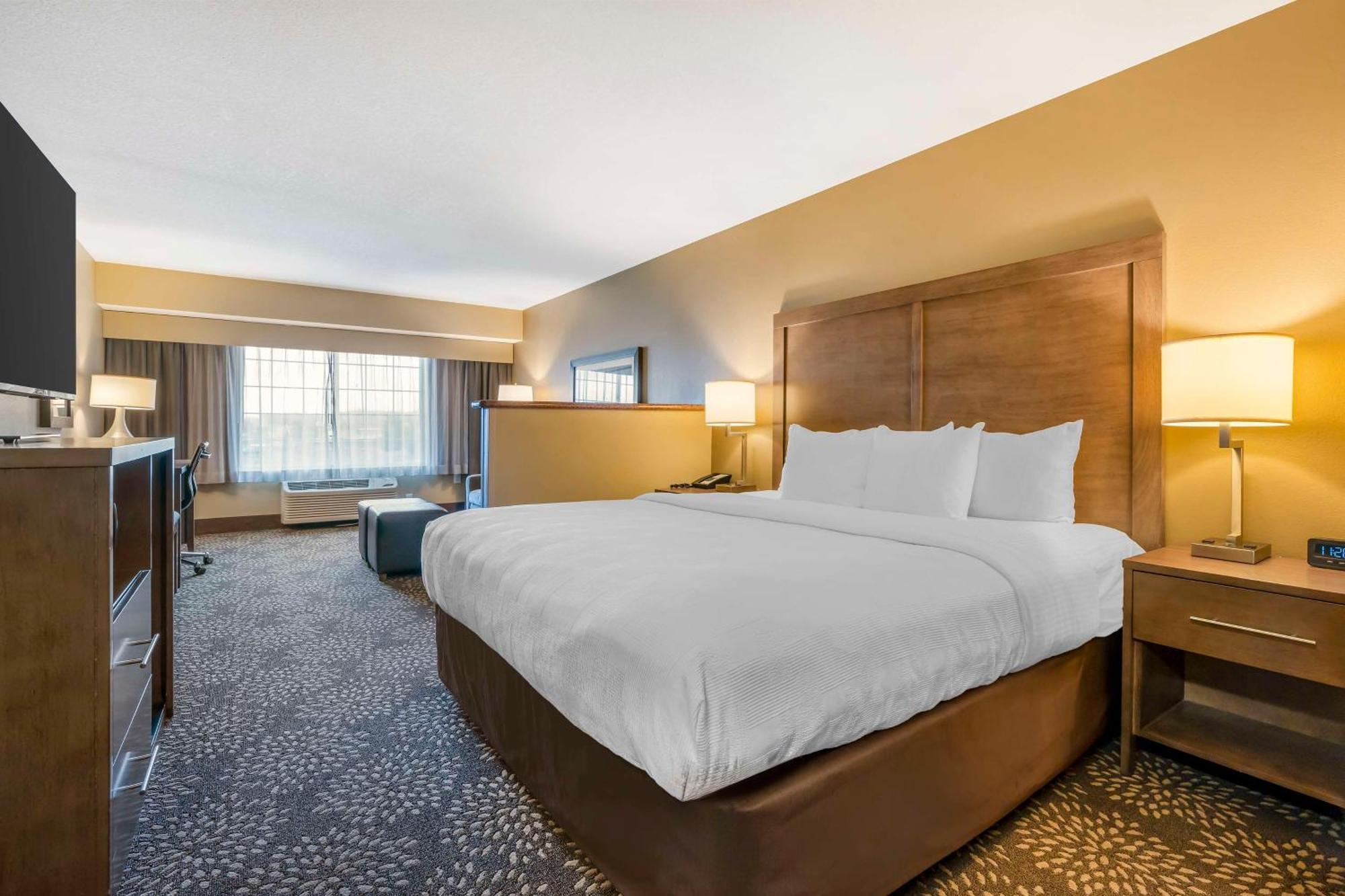 Best Western Columbia River Waterfront Hotel Астория Экстерьер фото