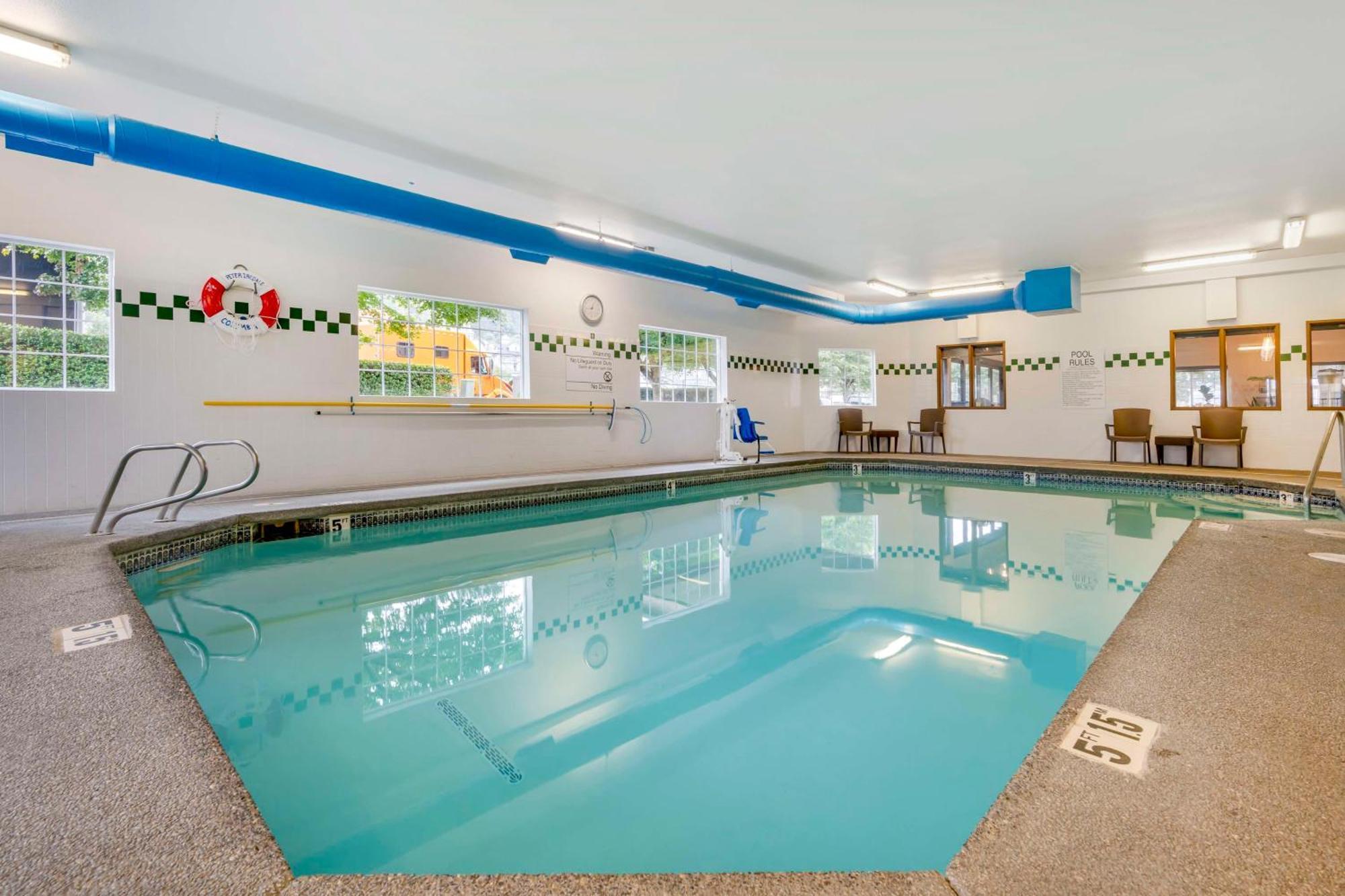 Best Western Columbia River Waterfront Hotel Астория Экстерьер фото