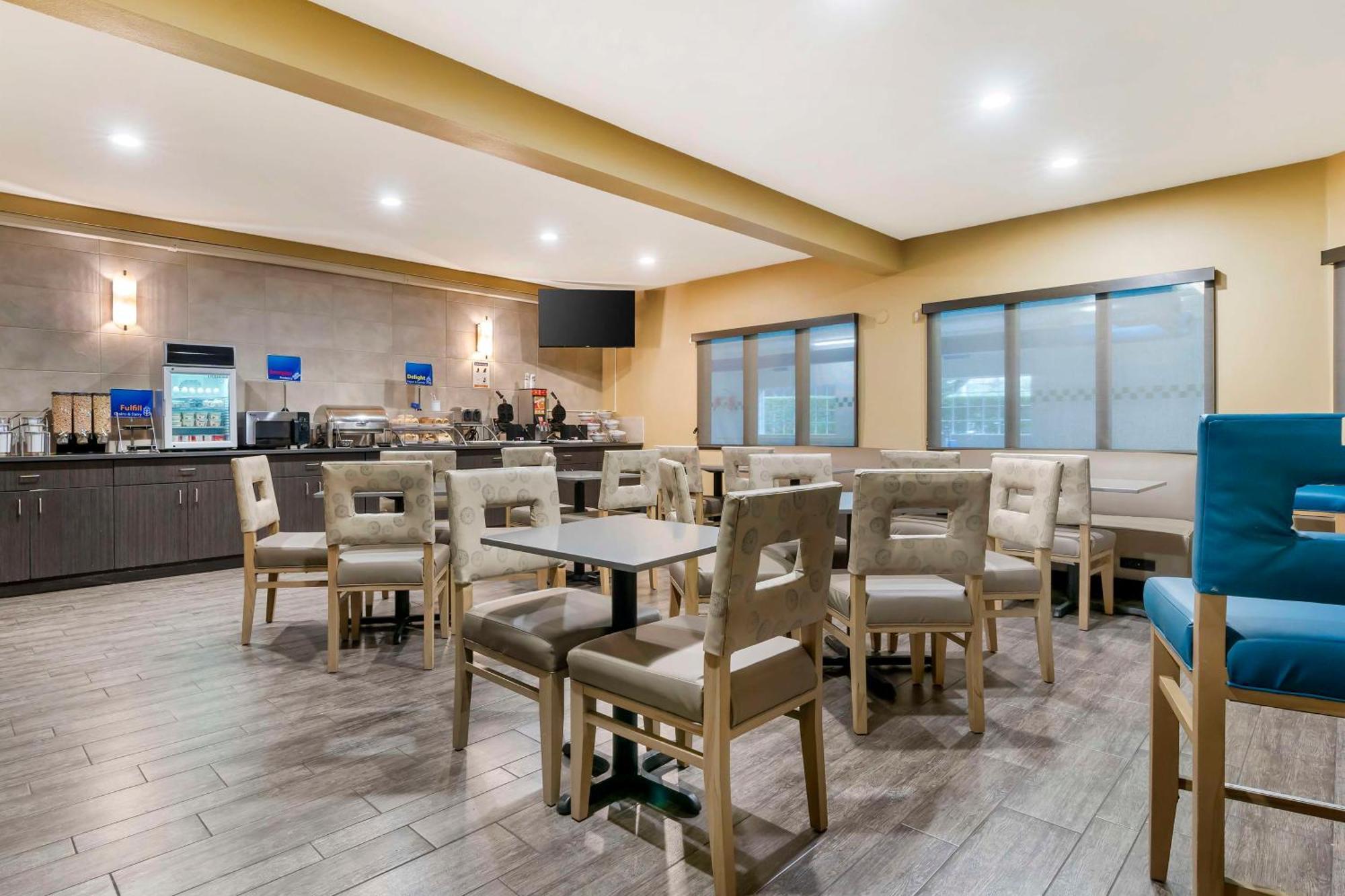 Best Western Columbia River Waterfront Hotel Астория Экстерьер фото
